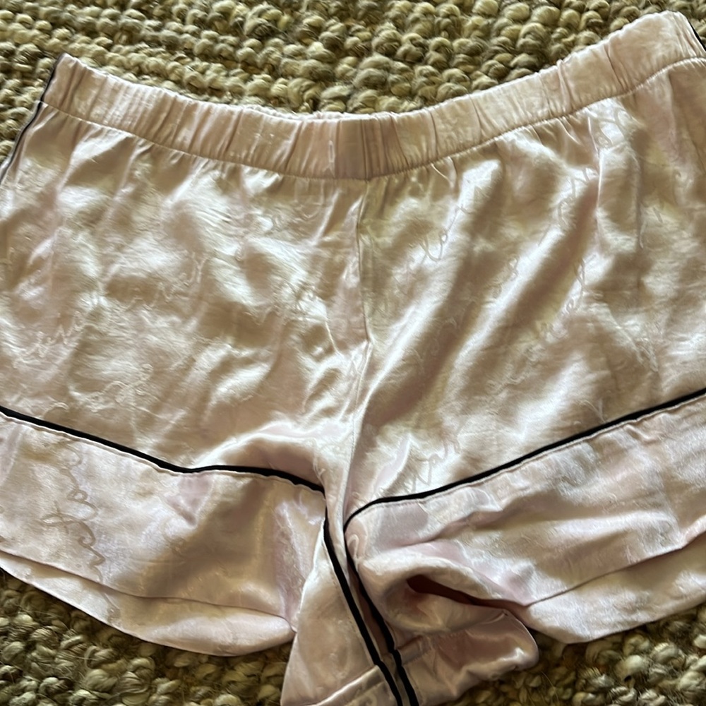Victoria secret pj set - Picture 5 of 10